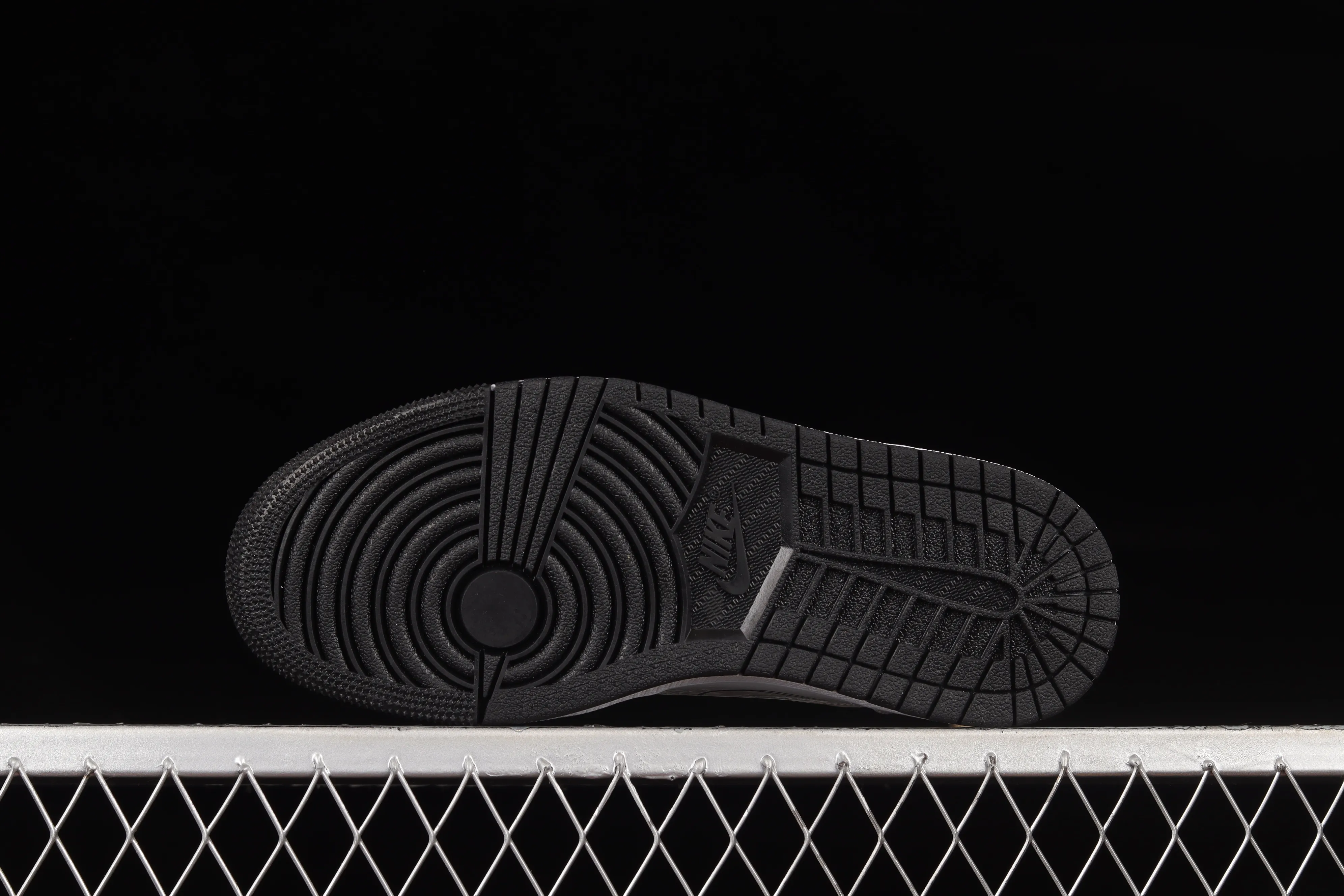 All Categories Air Jordan Jordan Series Basketball Shoes Air Jordan 1 Mid Air Jordan 1 Mid GS "Schematic" AJ1 Joe 1 White Graffiti Zhongbang Basketball Shoes DQ1864-100